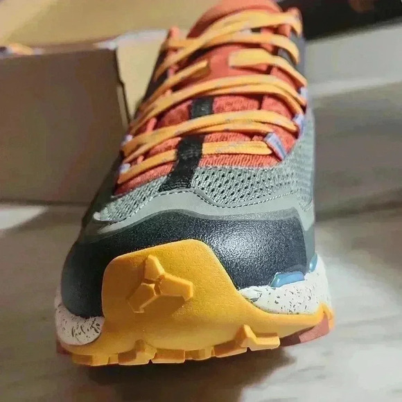 THE NORTH FACE Mens Vectiv Taraval size 11 burnt Ochre /Agave Green - Picture 5 of 12